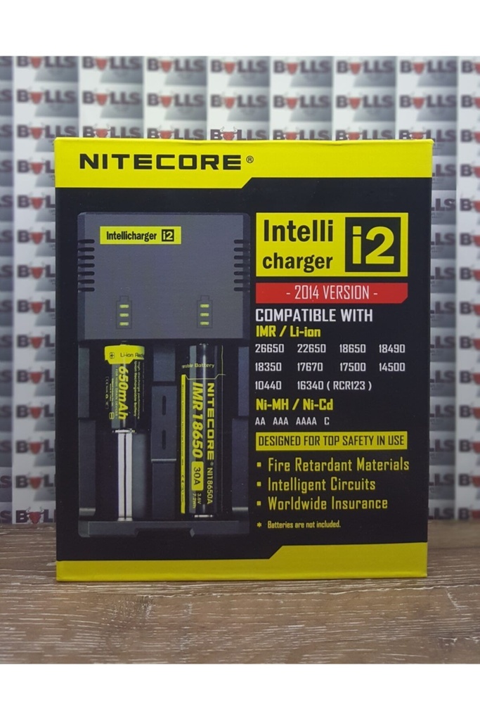 Nitecore I2.